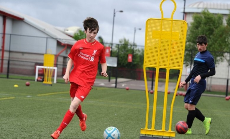 Liverpoll Futbol Takımı Dil Kampı